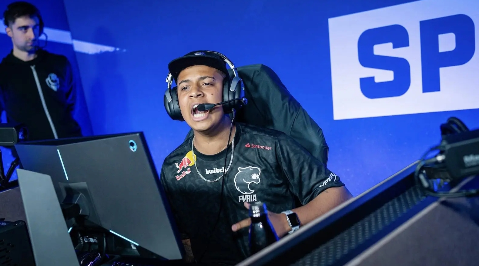 队友支持 队友支持